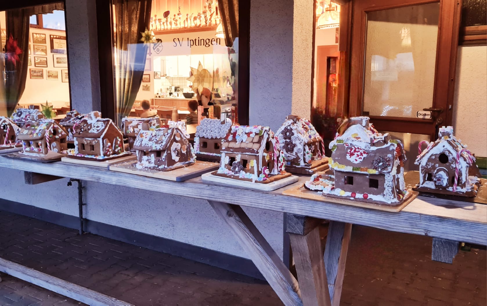 2025 Weihnachtsbäckerei